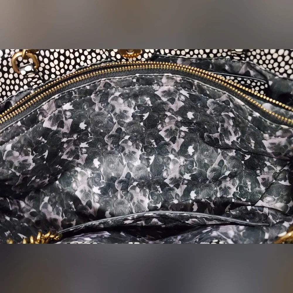 Betsey Johnson | Frenchie Bull Dog Bow Vegan Leather Quilted Tote | Black/White - Picture 11 of 14